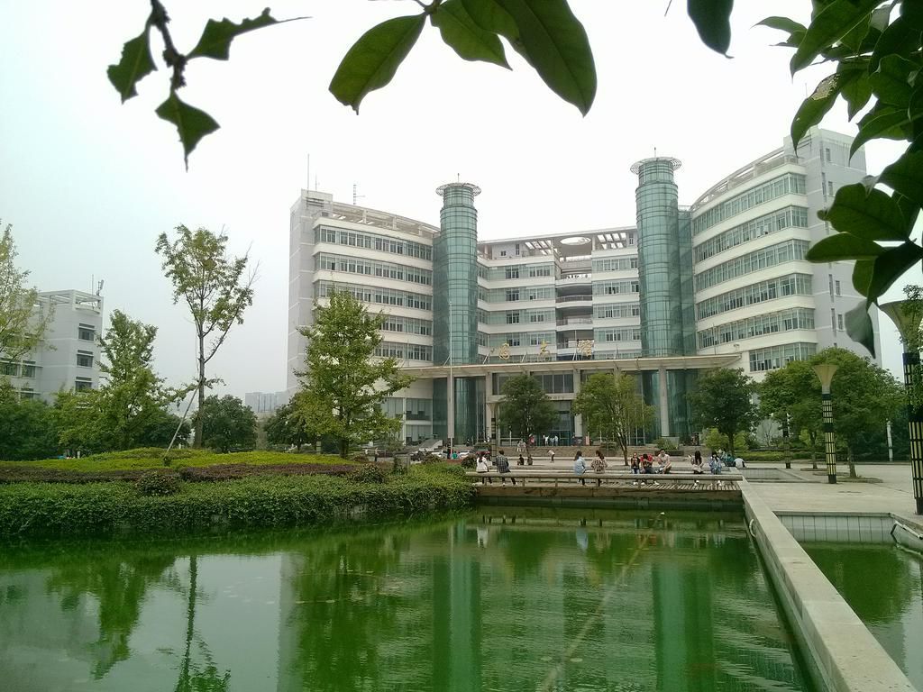 中南林業(yè)科技大學(xué)口碑怎么樣?在哪?是211?最牛專業(yè)?宿舍條件