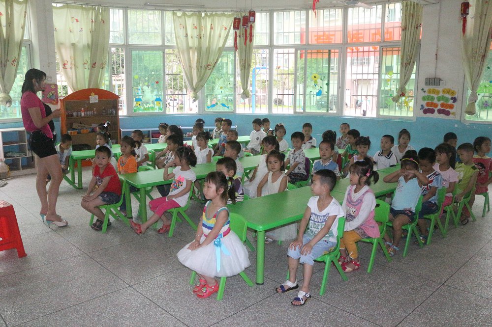 未來5年幼師就業(yè)前景怎么樣有前途嗎?幼師職業(yè)的優(yōu)勢和劣勢揭秘