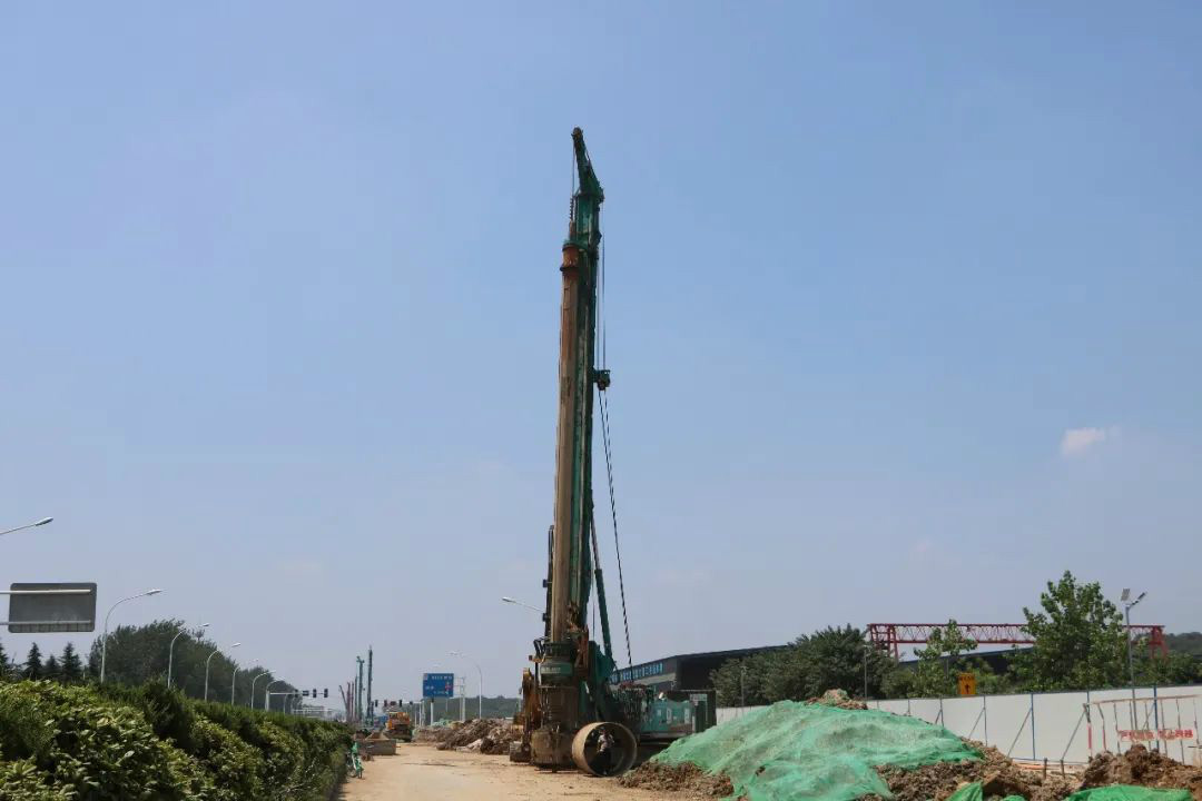 “誤入”樁基 百折不回！他以8臺旋挖搏未來
