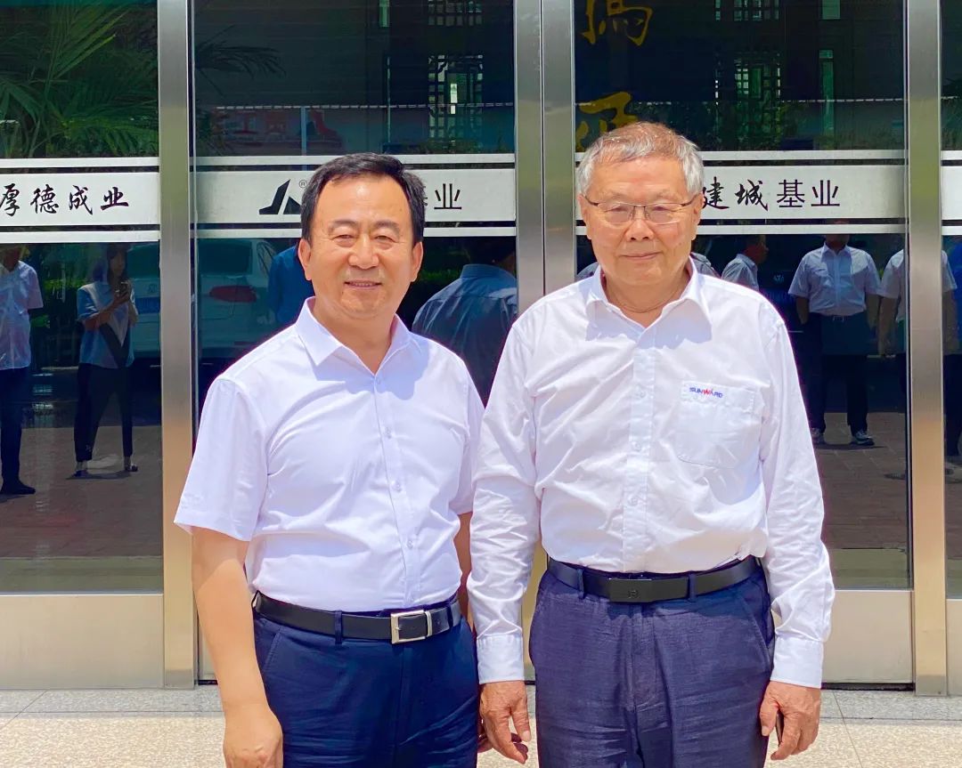 攜手共贏！何清華帶隊赴天津建城基業(yè)集團拜訪交流