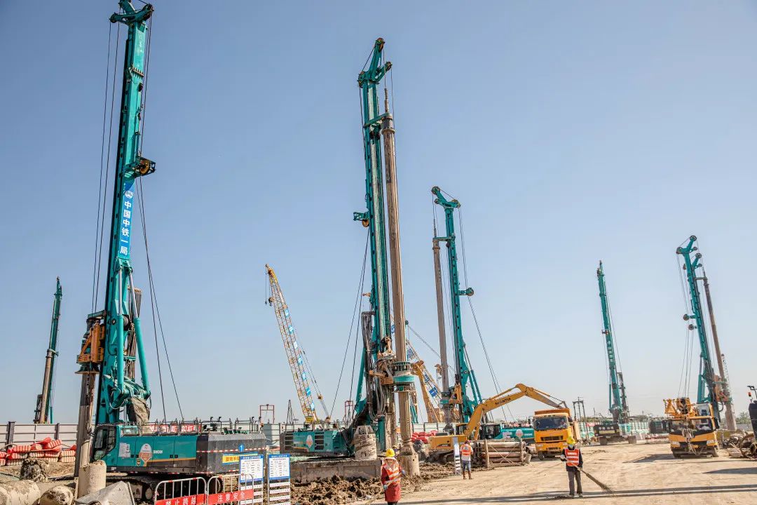 “山河綠”再現大灣區！山河智能旋挖鉆機組團助建廣州白云機場項目
