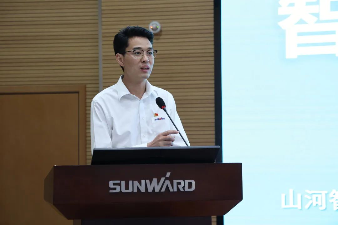 創(chuàng)新引領(lǐng)，智造未來！“2022院士專家長沙行”高端裝備高質(zhì)量發(fā)展研討會隆重舉行