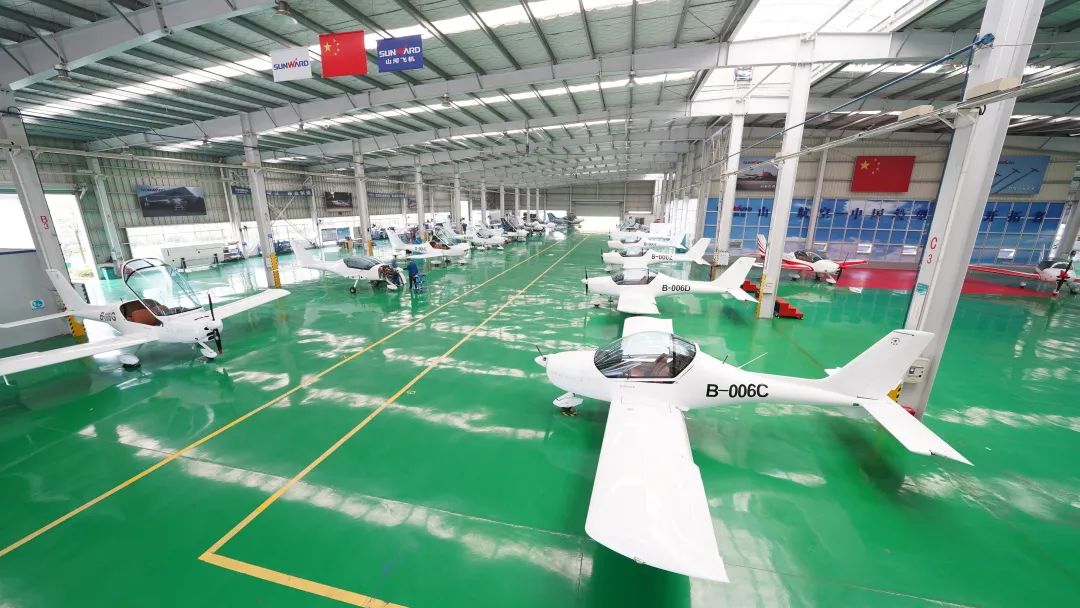 23個月交付100架！山河航空第 199、200 架阿若拉飛機順利下線交付