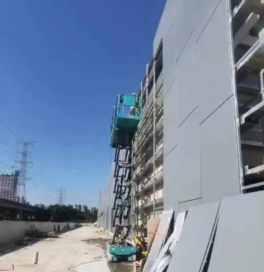 眾志成城抗疫情！山河智能高空機械助力惠州方艙醫院建設