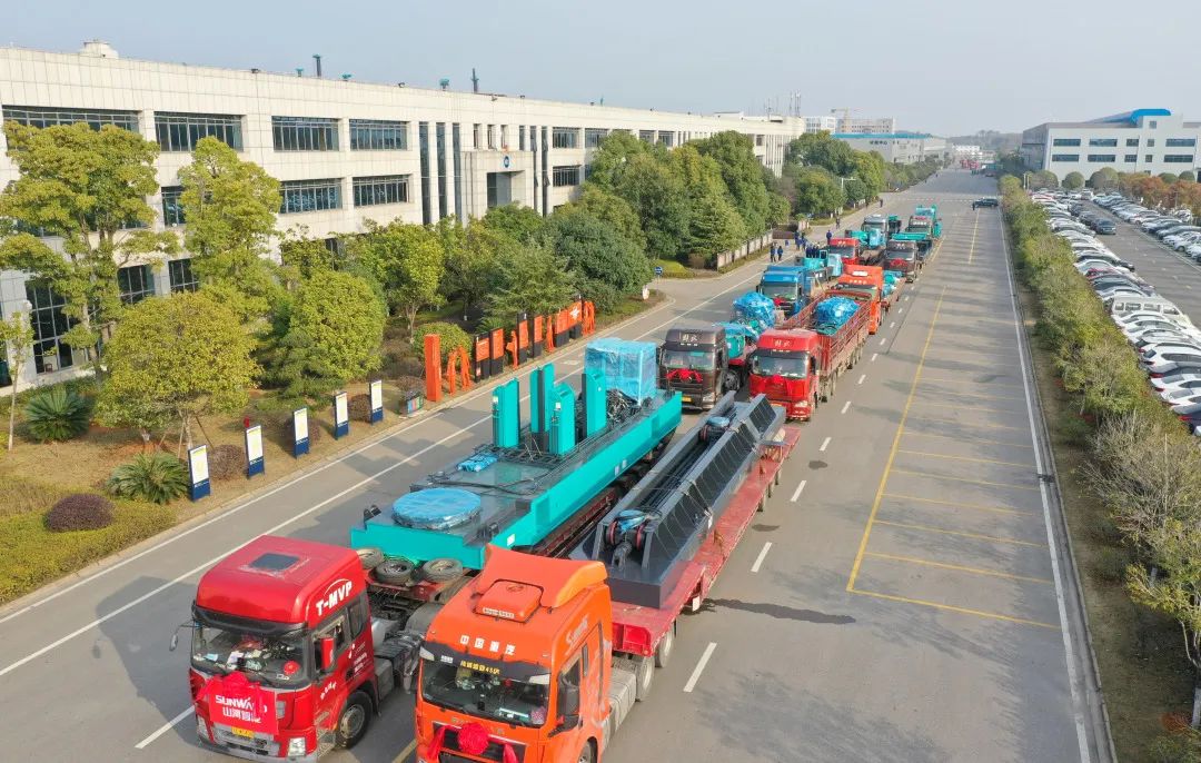 喜迎龍?zhí)ь^！山河智能大噸位PDP工法引孔式靜力壓樁機(jī)出征哥倫比亞