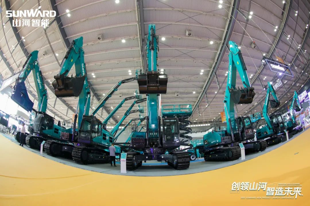 閃耀2023 CICEE！看山河智能“明星產品”有多“炫”