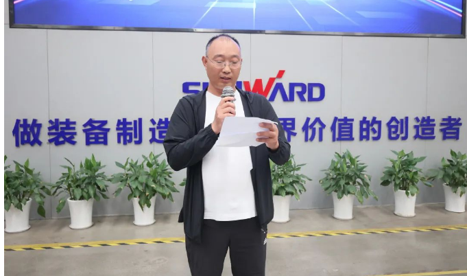 助力“雙碳”、綠動未來！山河智能增程式電動旋挖鉆機、液壓混合動力旋挖鉆機齊交付