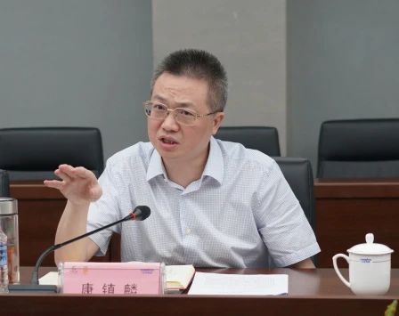 長沙市人民政府副市長、市工商聯主席康鎮麟調研山河智能