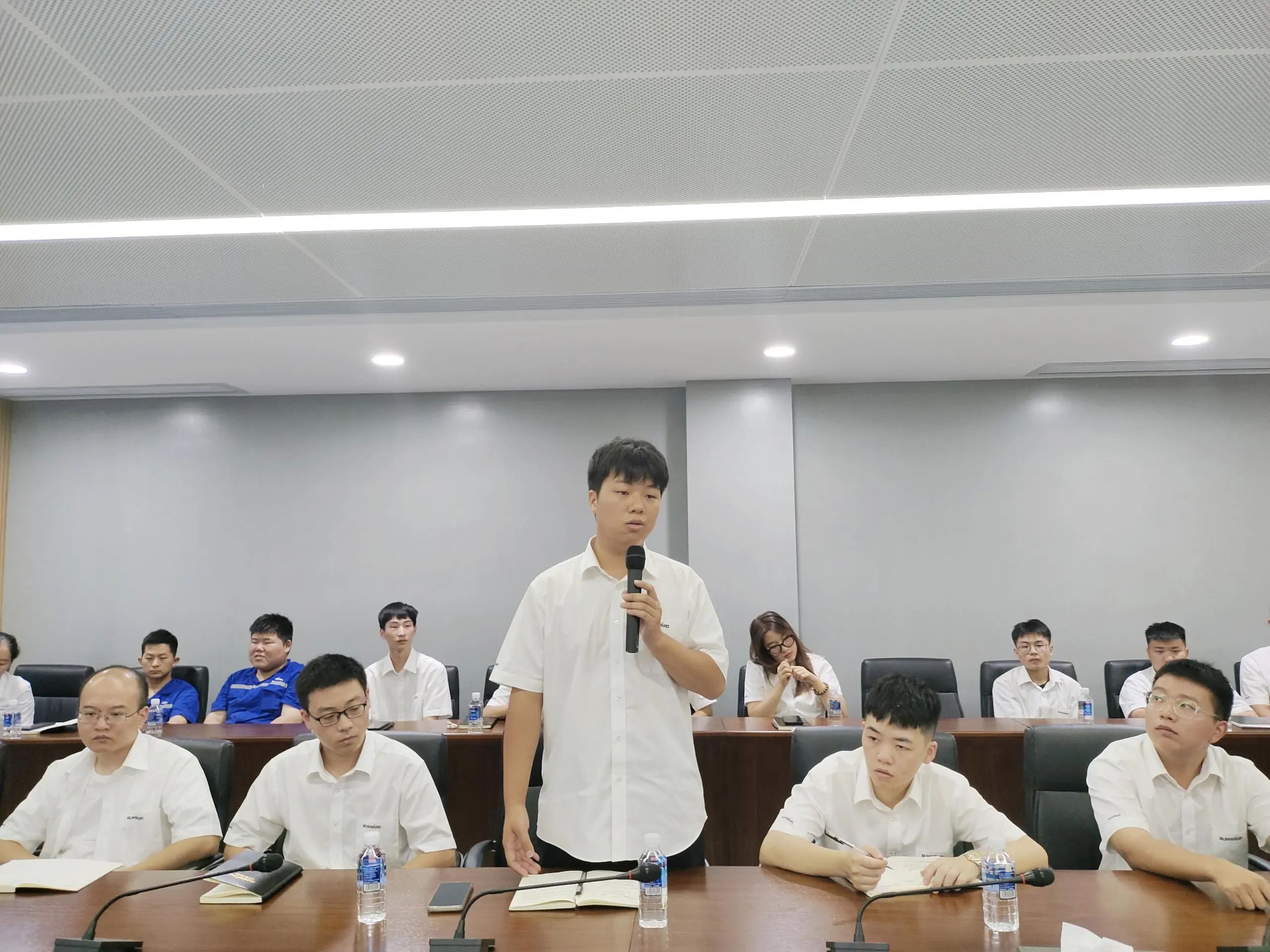 暢談心聲，共話未來！這場應屆畢業生員工座談會，很暖，很貼心！