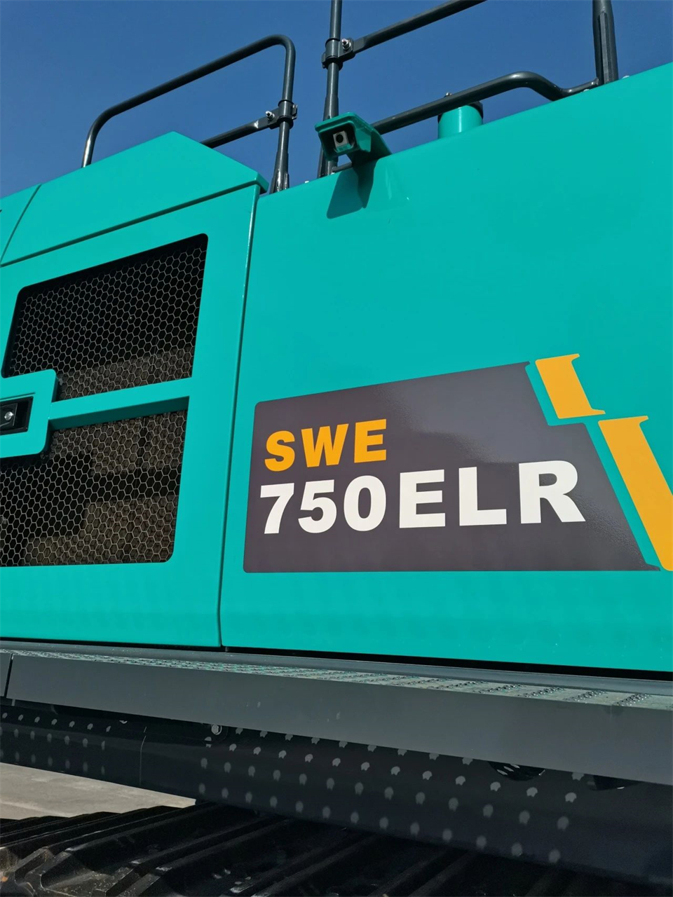定制開發、功能更強！山河智能SWE750ELR加長臂液壓挖掘機下線交付