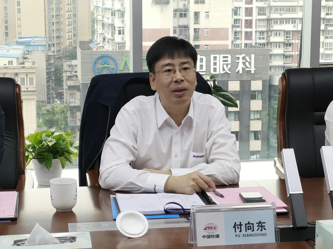 適應新形勢，尋求新合作！山河智能到訪中鐵二十三局