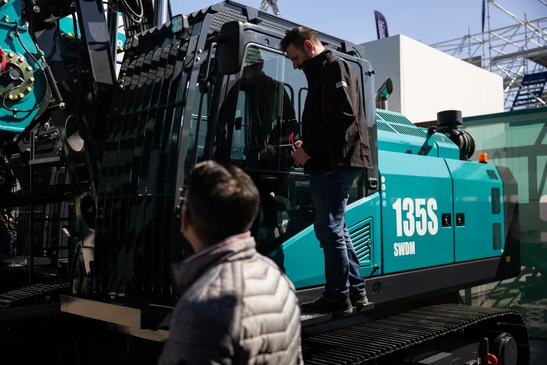 Bauma 2025 | 高端定制！山河智能Pro系列旋挖鉆機(jī)燃爆全場(chǎng)