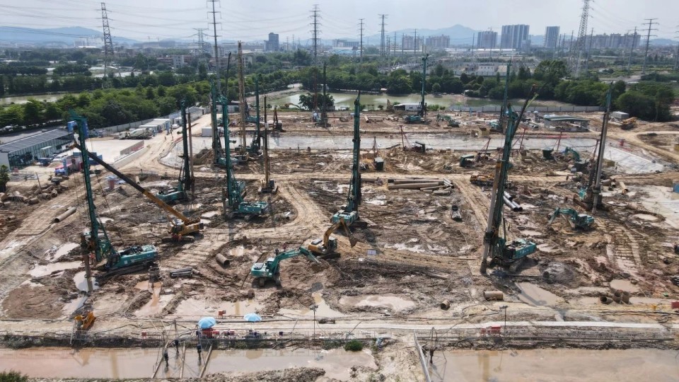 近20臺(tái)“山河綠”裝備實(shí)力集結(jié)，助力廣佛西環(huán)工程建設(shè)跑出“加速度”